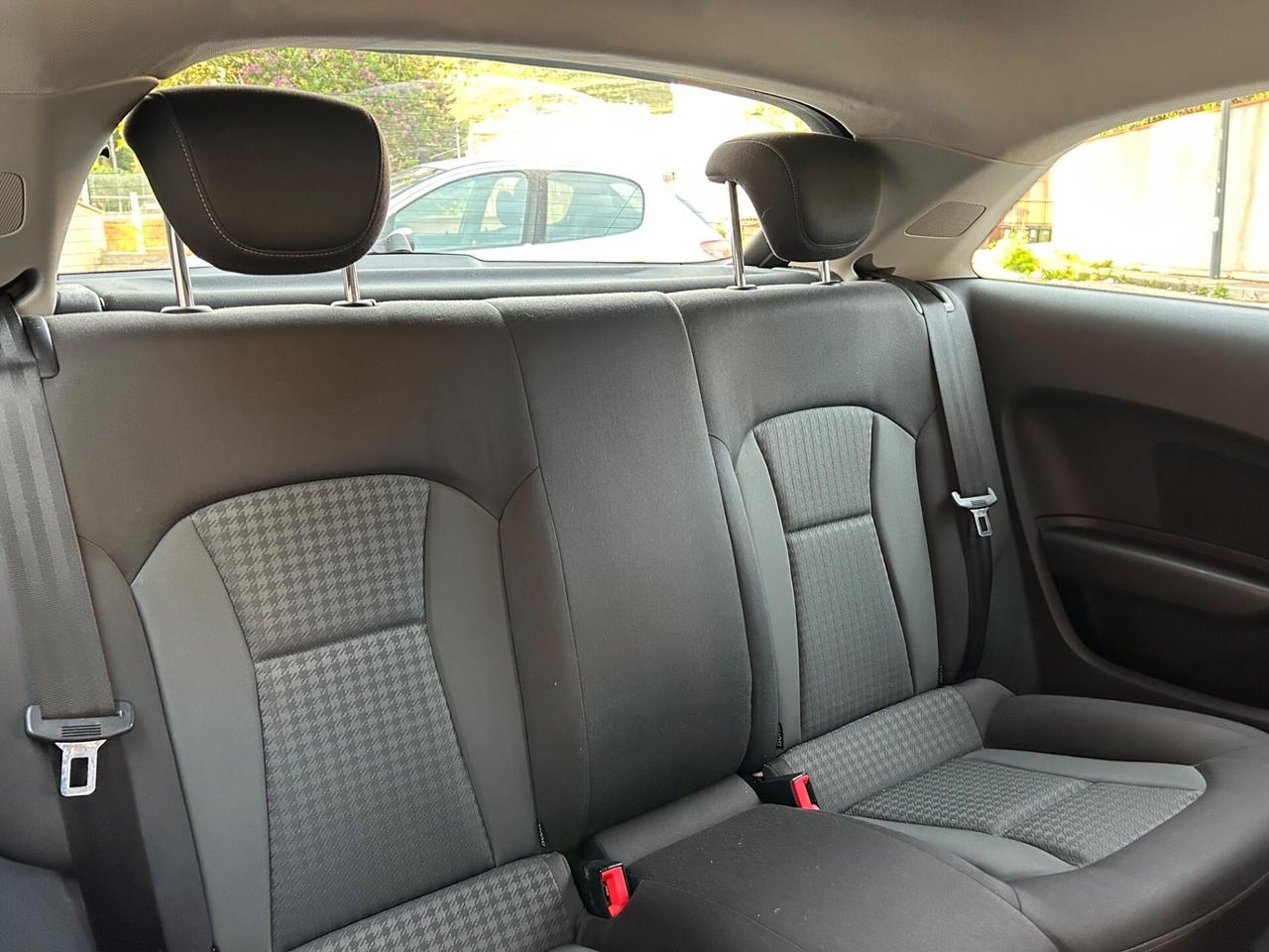 Audi A1 1.6 TDI 105 CV Sline