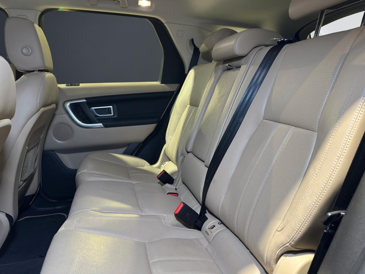 Land Rover Discovery Sport 2.0 TD4 180 CV HSE AWD AUTO