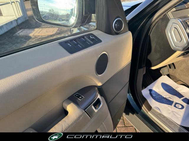 LAND ROVER Range Rover Sport 3.0 TDV6 HSE Dynamic