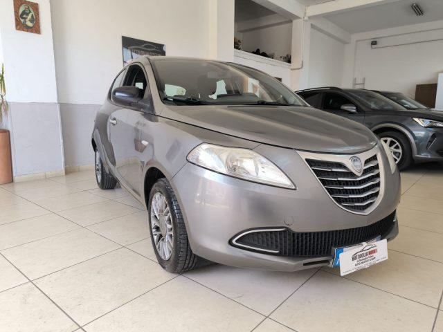 LANCIA Ypsilon 1.2 69 CV 5 porte GPL Ecochic Silver