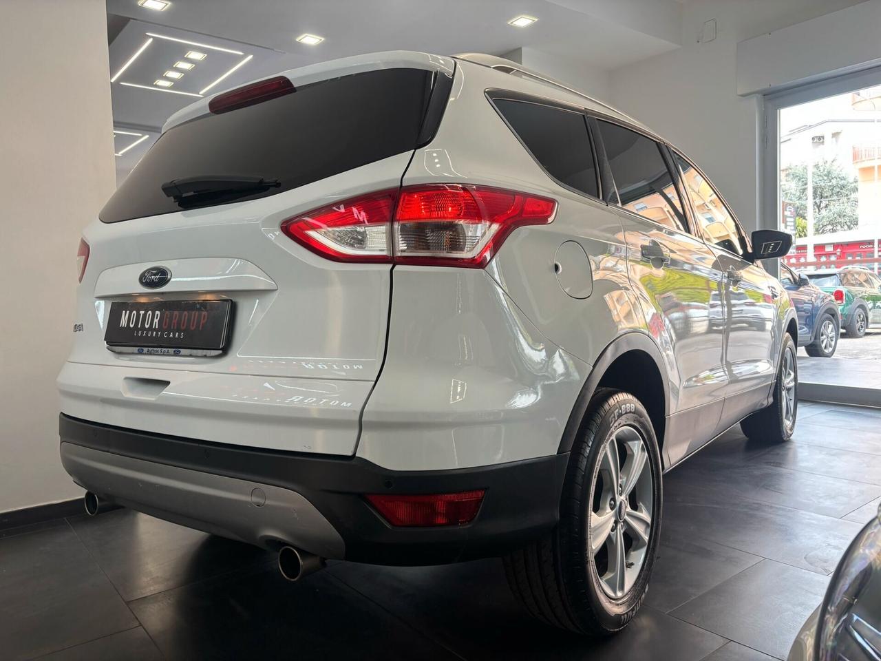 Ford Kuga 2.0 TDCI 120 CV S&S 2WD Titanium