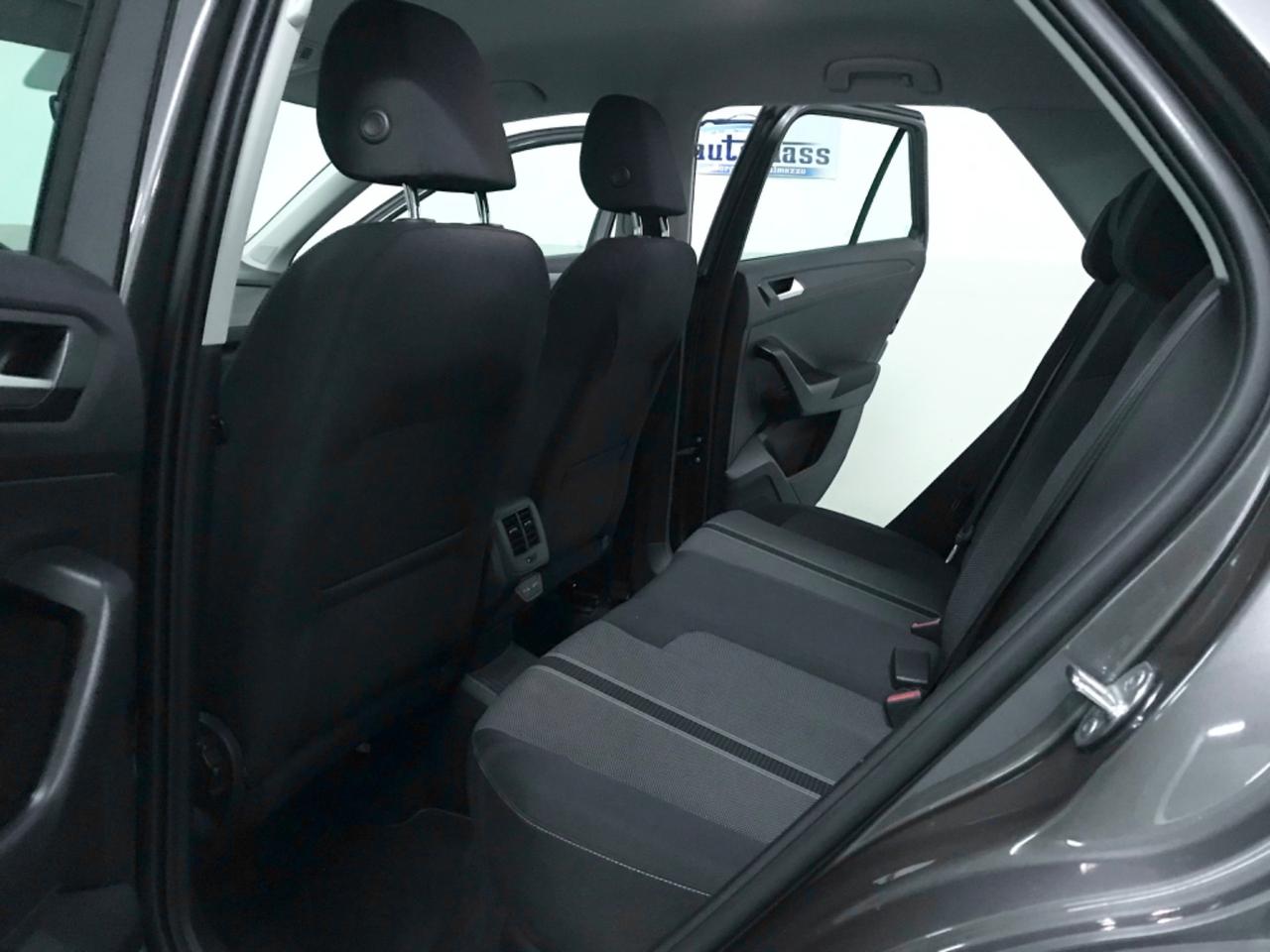 Volkswagen T-Roc 1.0 TSI Style NAVI TECH PACK