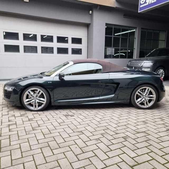 Audi R8 SPYDER 5.2 FSI quattro S tronic