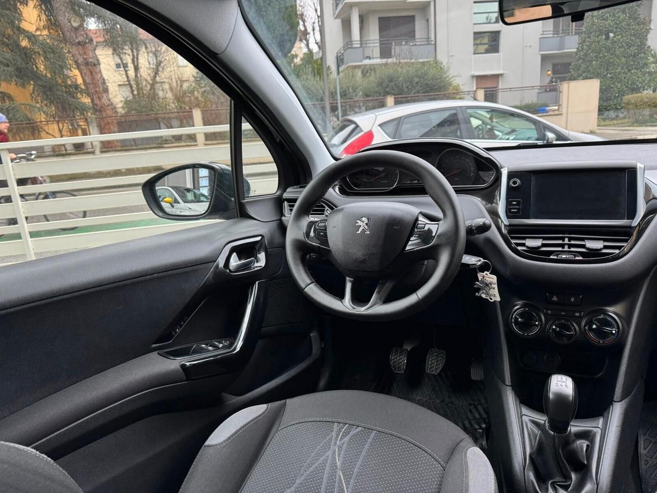 PEUGEOT 208 PureTech 68 3p ACT 72.000 KM