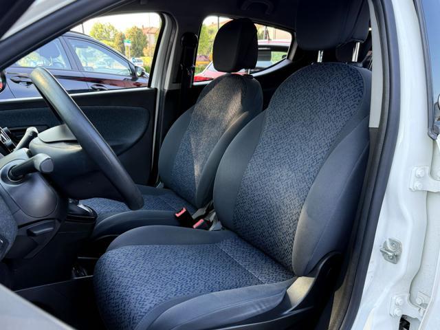 LANCIA Ypsilon 1.0 EcoChic Hybrid 69cv - Neopatentati - PROMO
