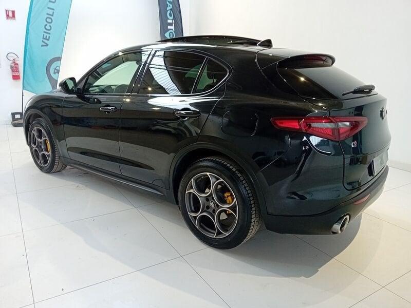 Alfa Romeo Stelvio 2.2 Turbodiesel 210 CV AT8 Q4 Executive