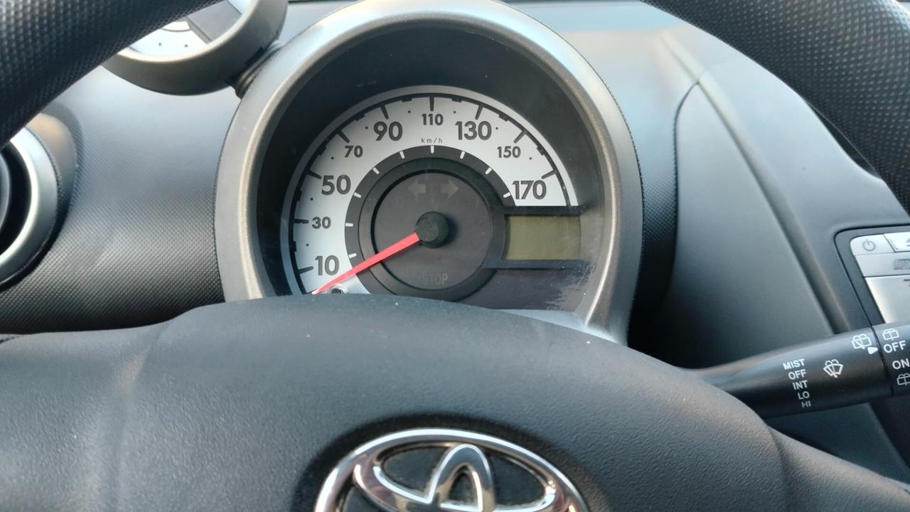 Toyota Aygo 1.0 12V VVT-i 3 porte Sol