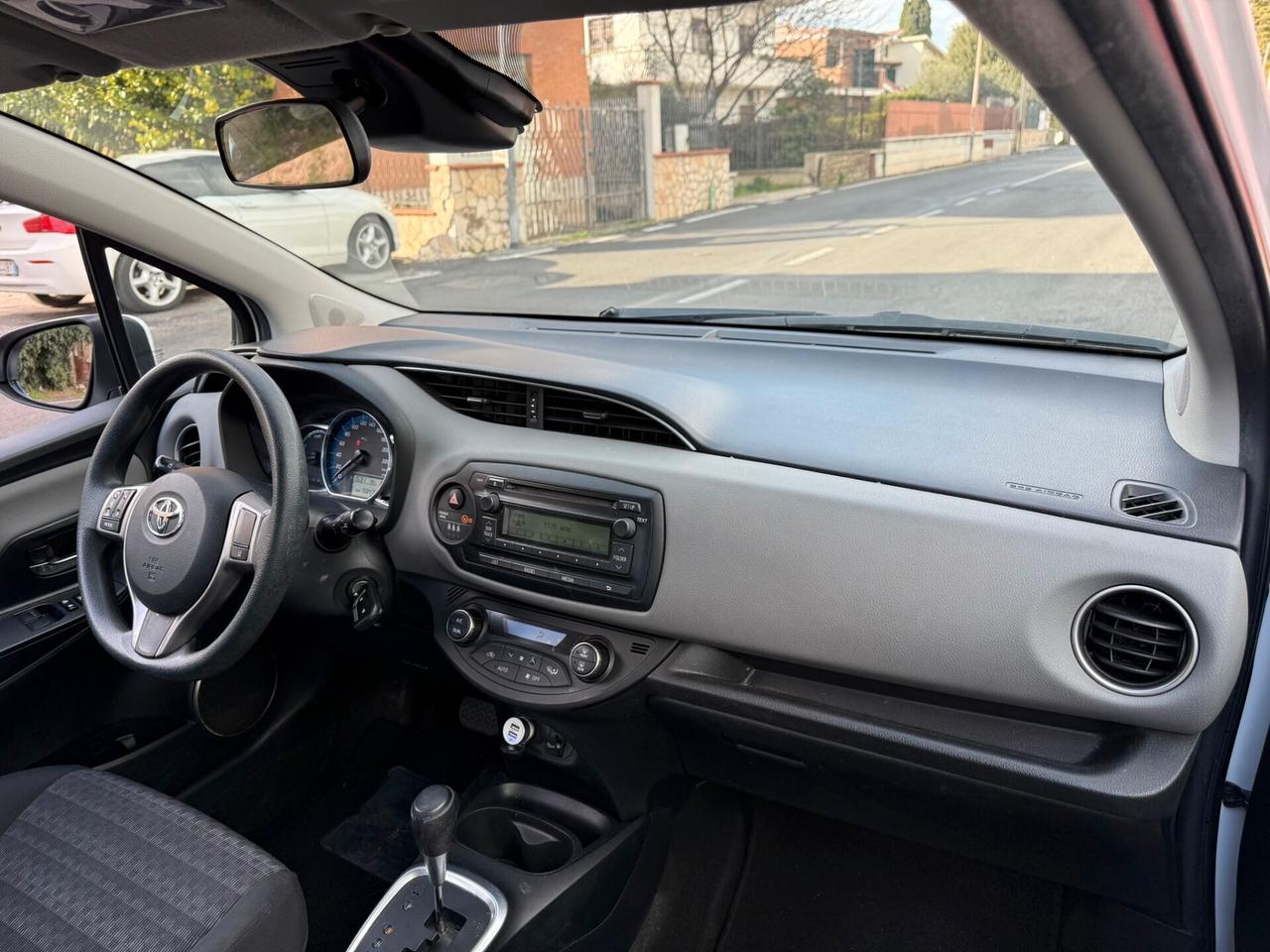 Toyota Yaris 1.5 Hybrid 5p - Automatica - Superprezzo - Tutto incluso