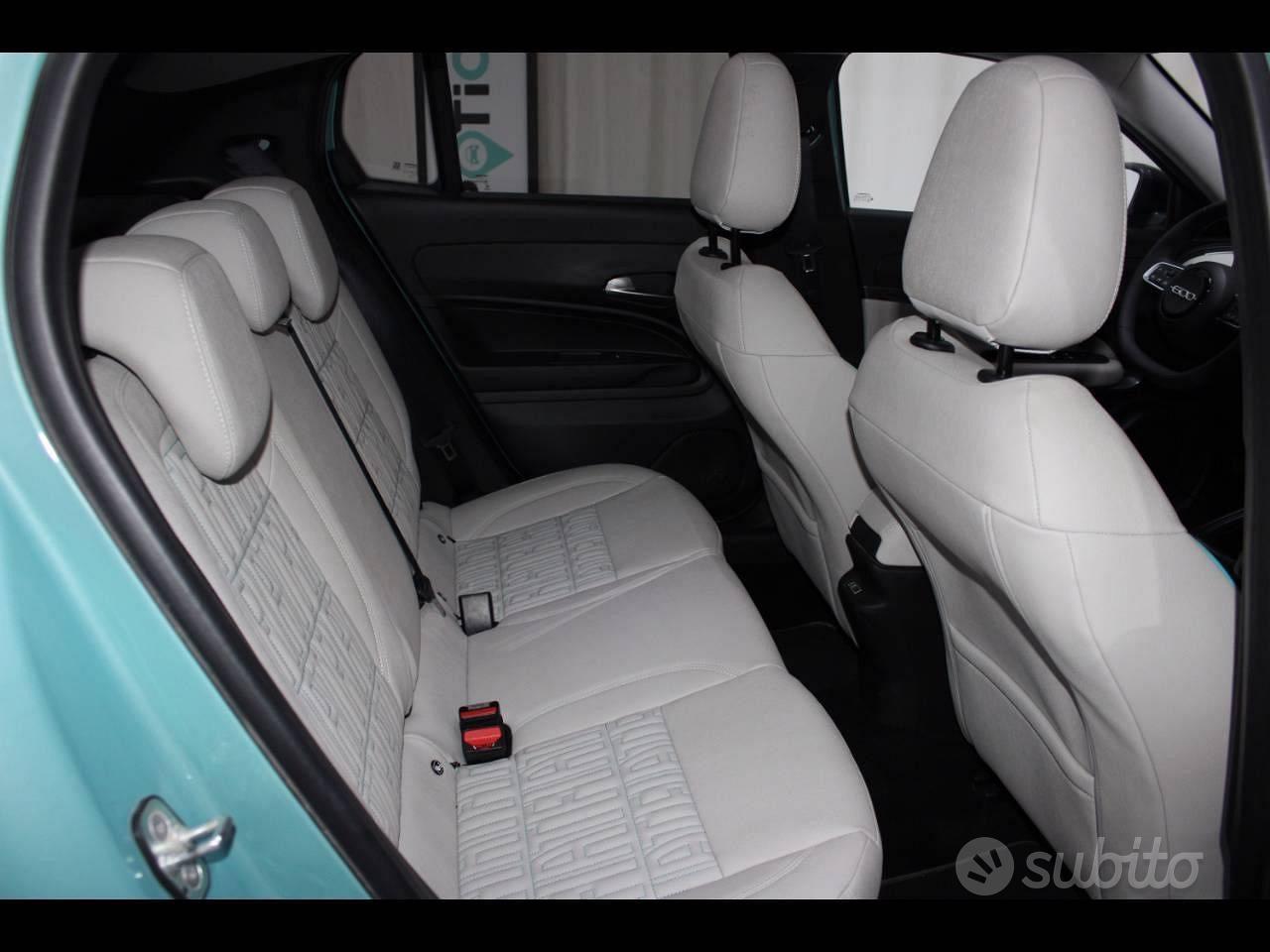 FIAT 600 (2023-->) - 600 Hybrid 110 CV DCT MHEV La