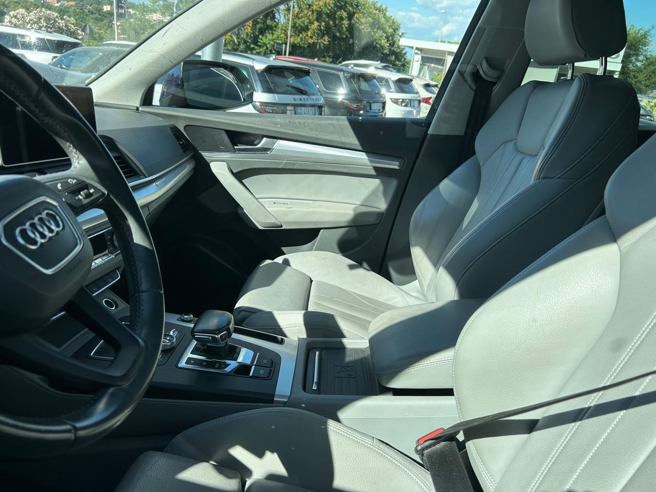 Audi Q5 35 TDI quattro S tronic Business