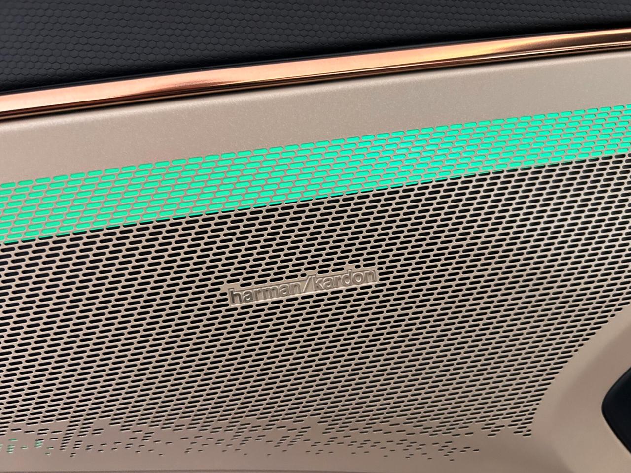 Lynk&co 08 PHEV More