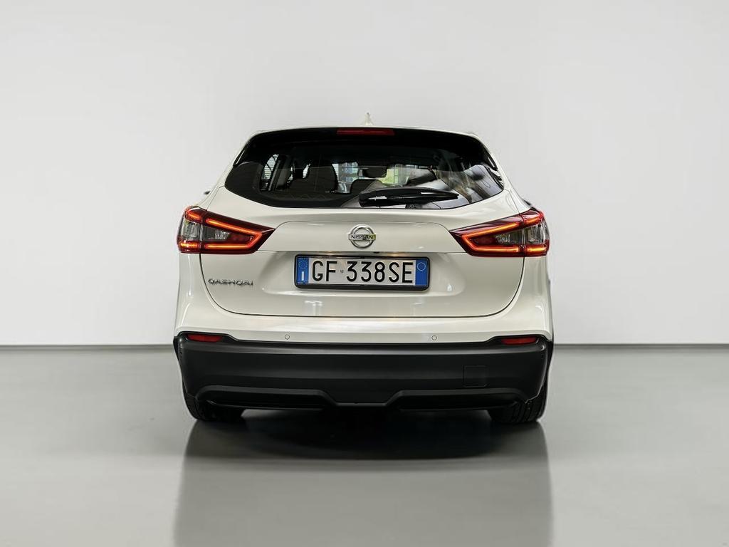 Nissan Qashqai 1.3 DIG-T N-Connecta 2WD