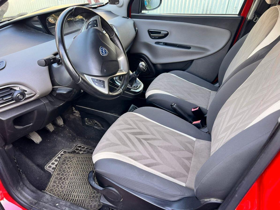 Lancia Ypsilon 1.3 MJT 16V 95 CV 5 porte S&S Gold