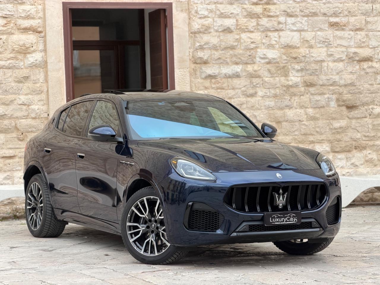 Maserati Grecale 2.0 MHEV 330 CV AWD MODENA TETTO LED