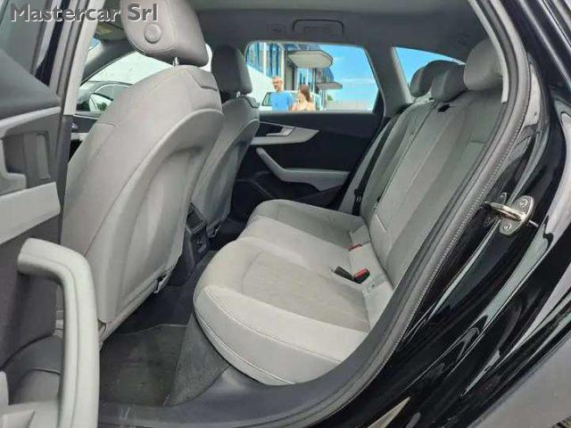 AUDI A4 allroad A4 Allroad Quattro 40 2.0 tdi mhev Business 204cv