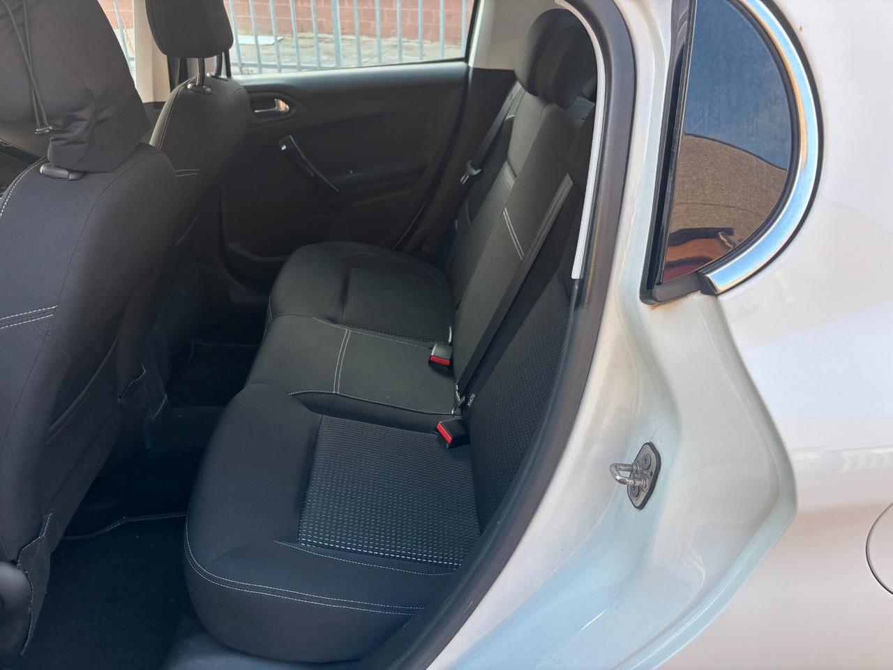 Peugeot 208 PureTech 68 5 porte Active
