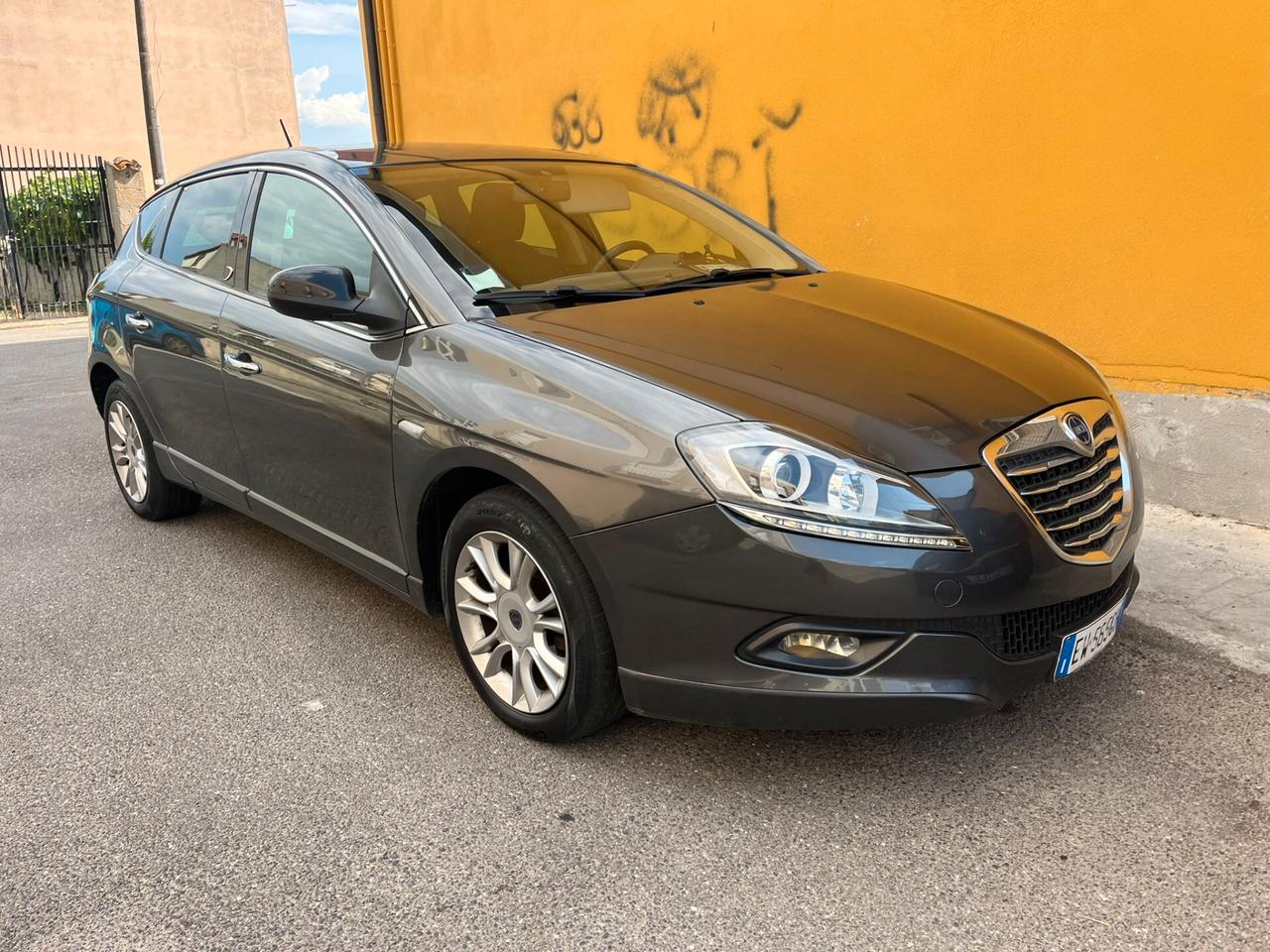 Lancia Delta 1.6 MJT DPF Silver 105cv 2014