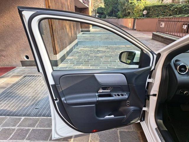 MERCEDES-BENZ B 180 d Automatic Sport