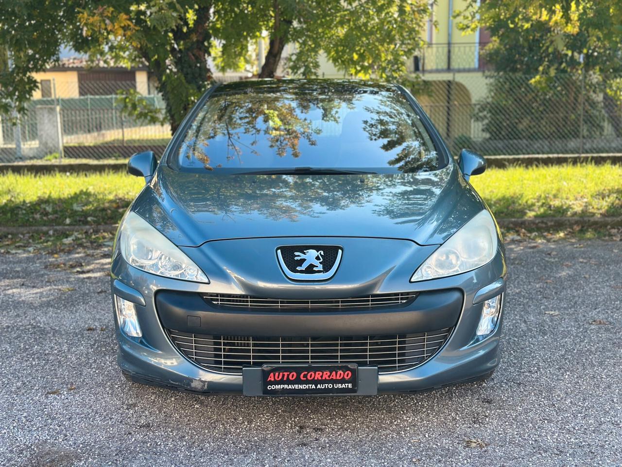 Peugeot 308 1.6 HDi 110CV 5p. Ciel Féline 2008