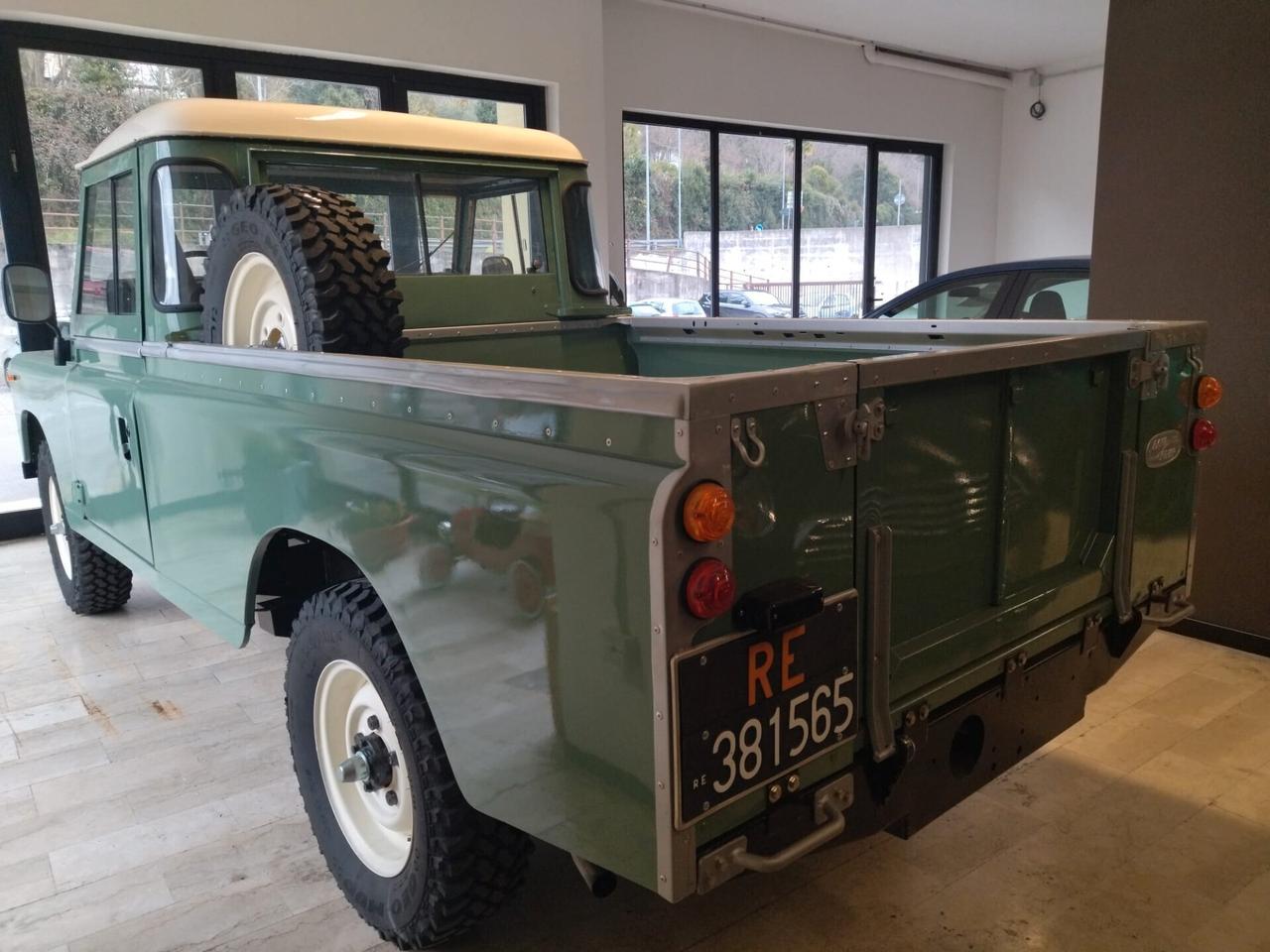 Land Rover Defender PICK-UP COMPLETAMENTE RESTAURATO
