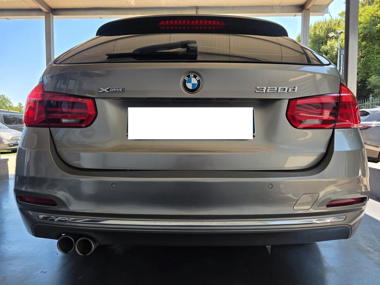 Bmw 320 320d xDrive Touring Luxury