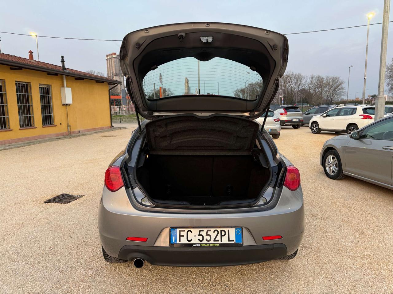 Alfa Romeo Giulietta Giulietta 1.6 jtdm Distinctive 120cv CINGHIA FATTA