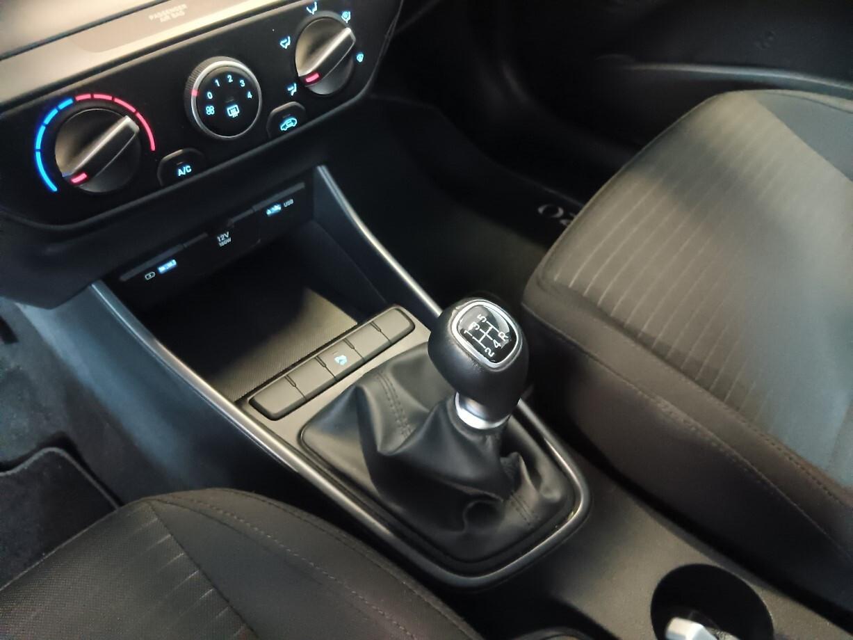 Hyundai i20 TechLine 1.2 (84 cv)