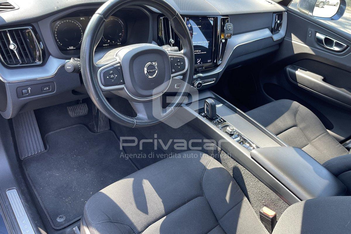 VOLVO XC60 B4 (d) Geartronic Momentum Pro