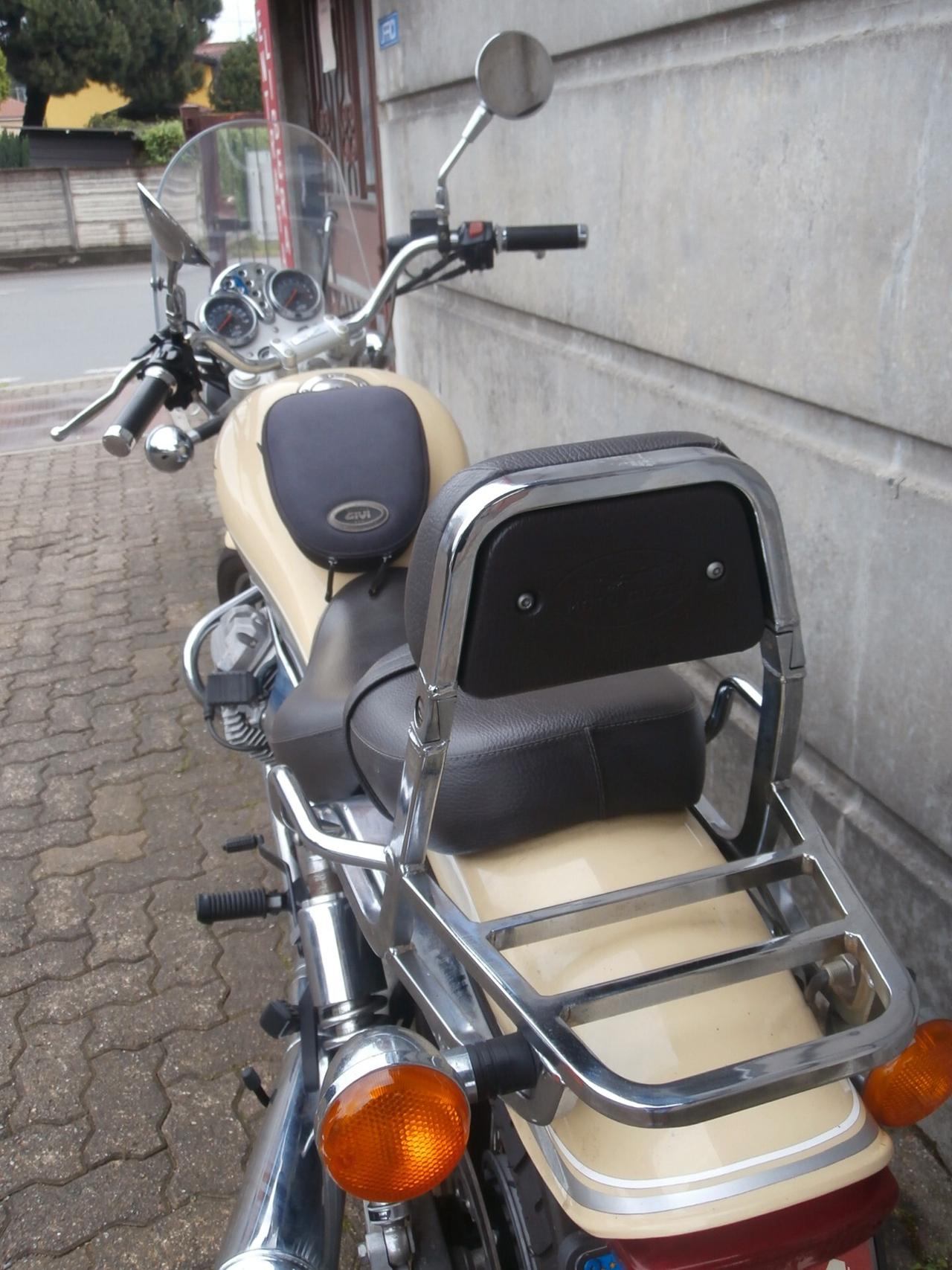 Moto Guzzi Nevada 750 (2002 - 06)
