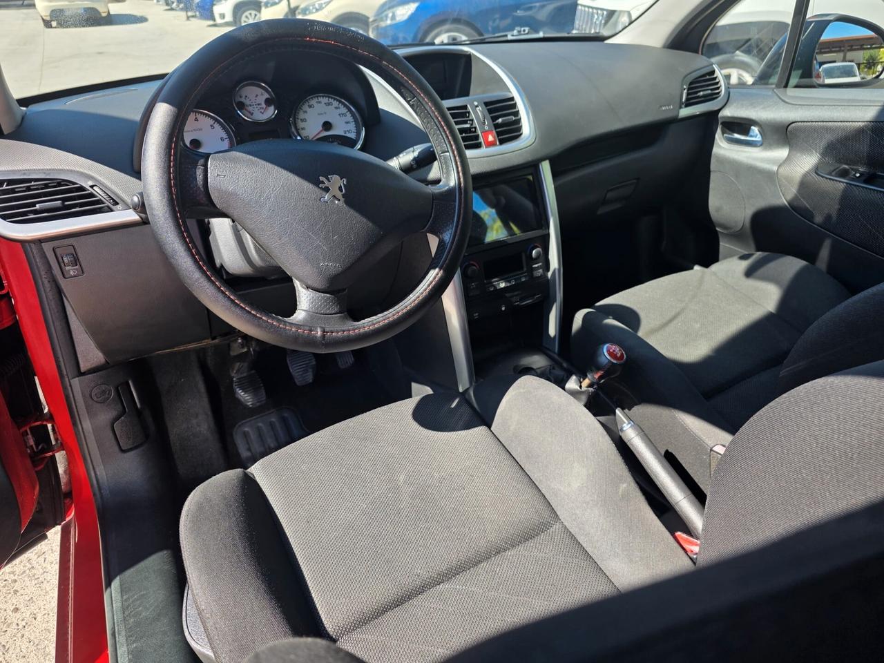 Peugeot 207 1.4 VTi 95CV 5p. XS