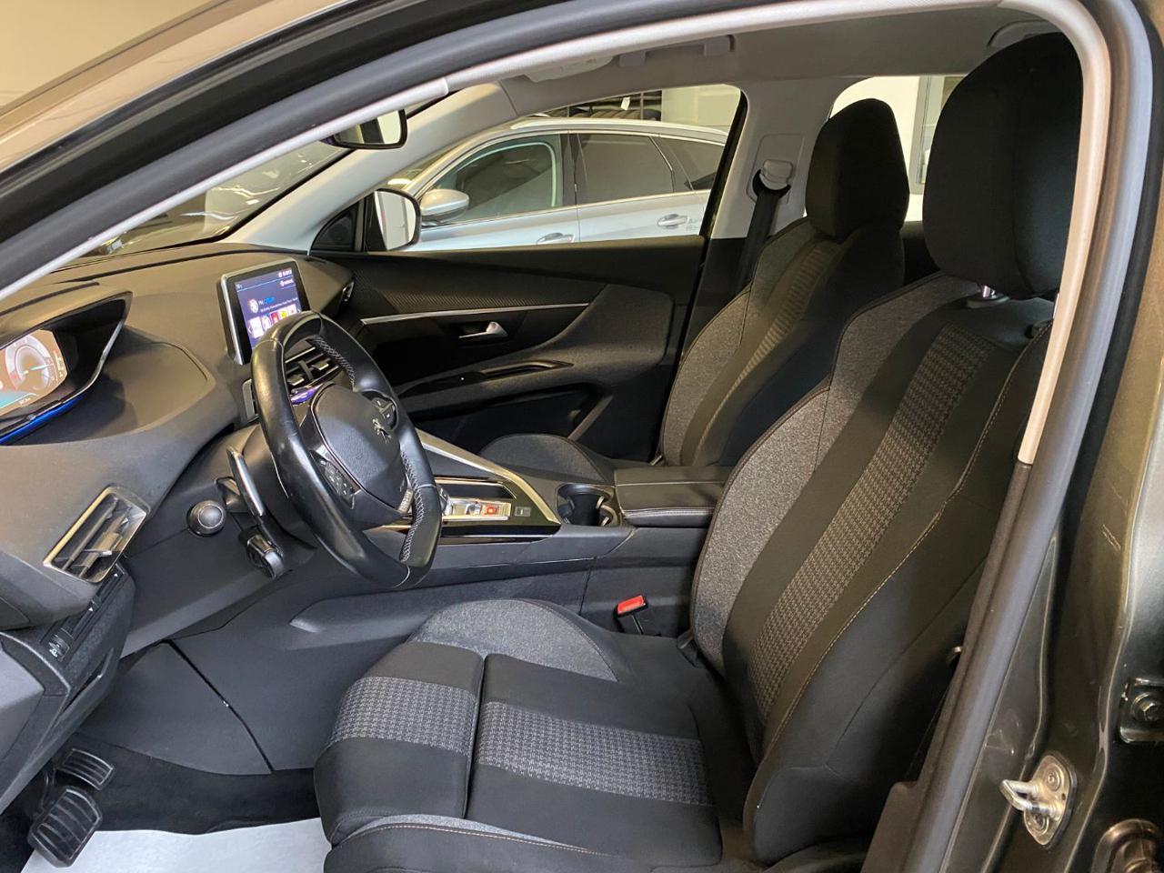 PEUGEOT 3008 BlueHDi 130 S&S EAT8 Business*PROMO*