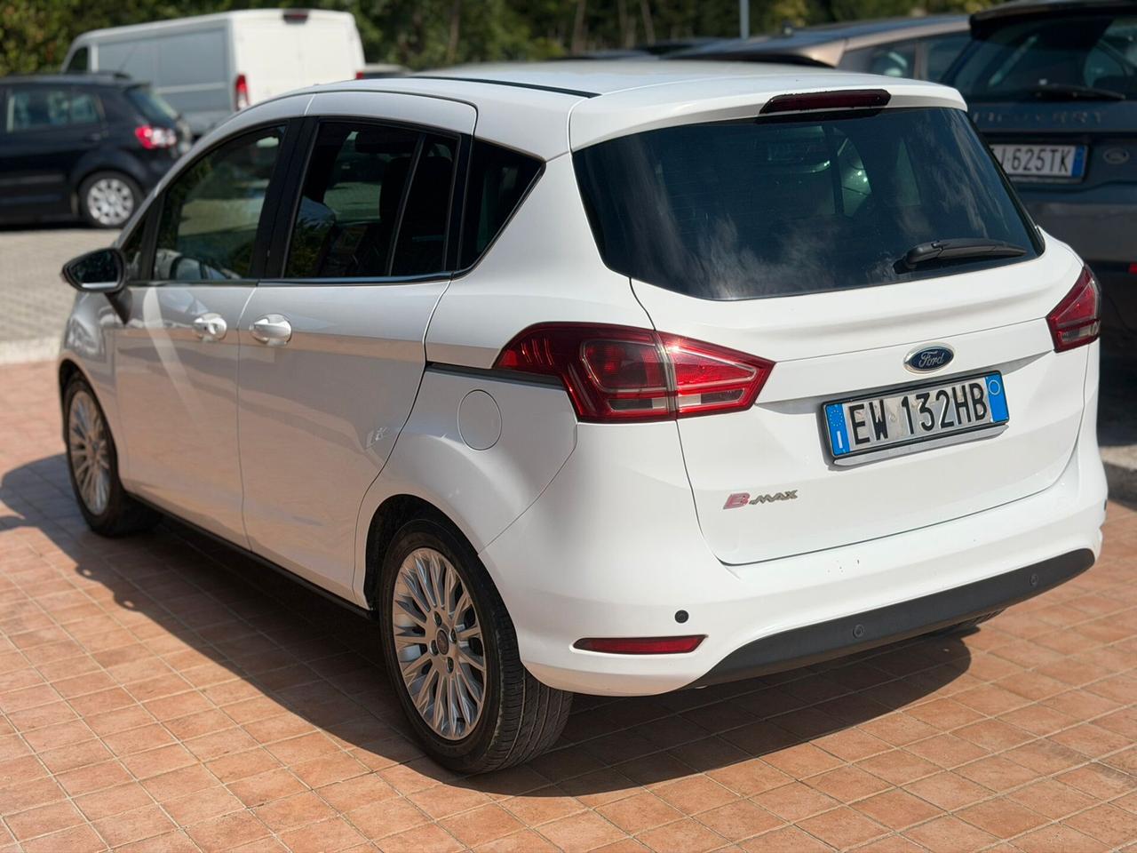 Ford B-Max 1.6 TDCi 95 CV Business Titanium