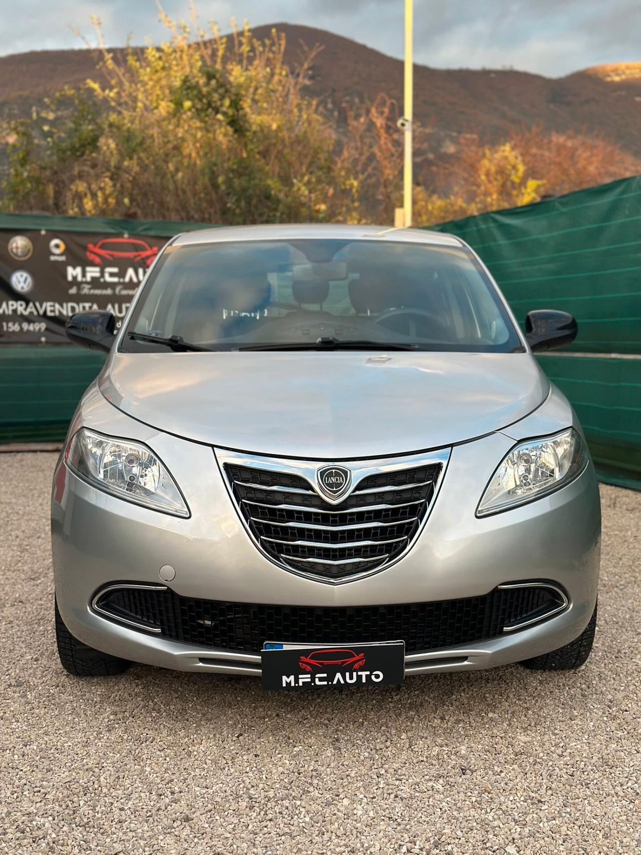 Lancia Ypsilon 1.2 2014 GPL Ecochic Silver