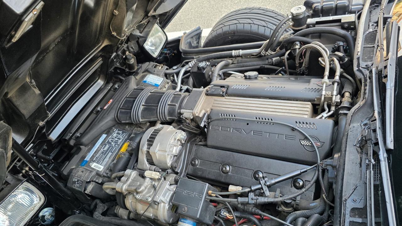 Chevrolet Corvette LT1