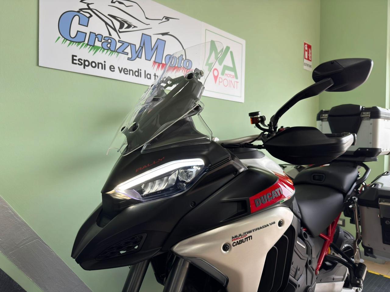 Ducati Multistrada V4 RALLY TRAVEL & RADAR