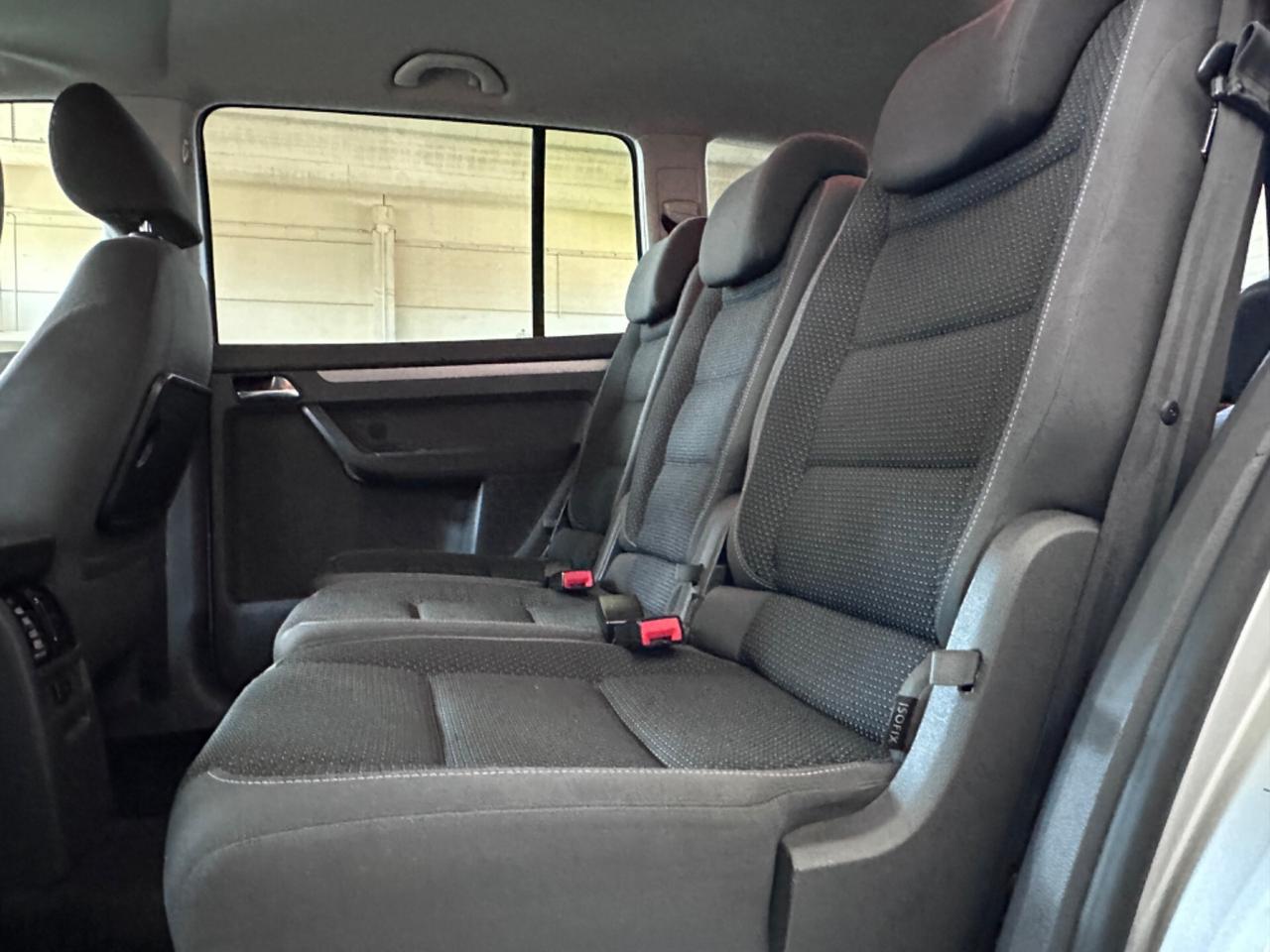 Volkswagen Touran 1.6 TDI gancio traino