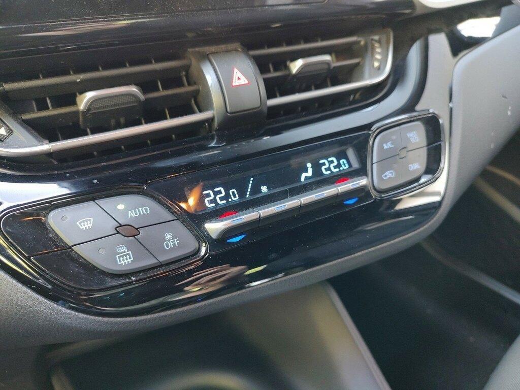 Toyota C-HR 1.8 Hybrid Active E-CVT