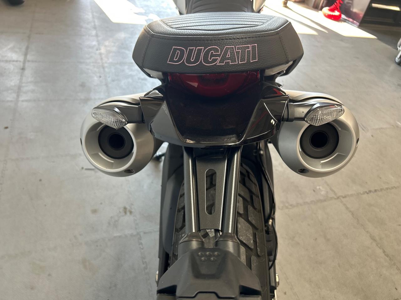 Ducati Scrambler 1100 CON GARANZIA