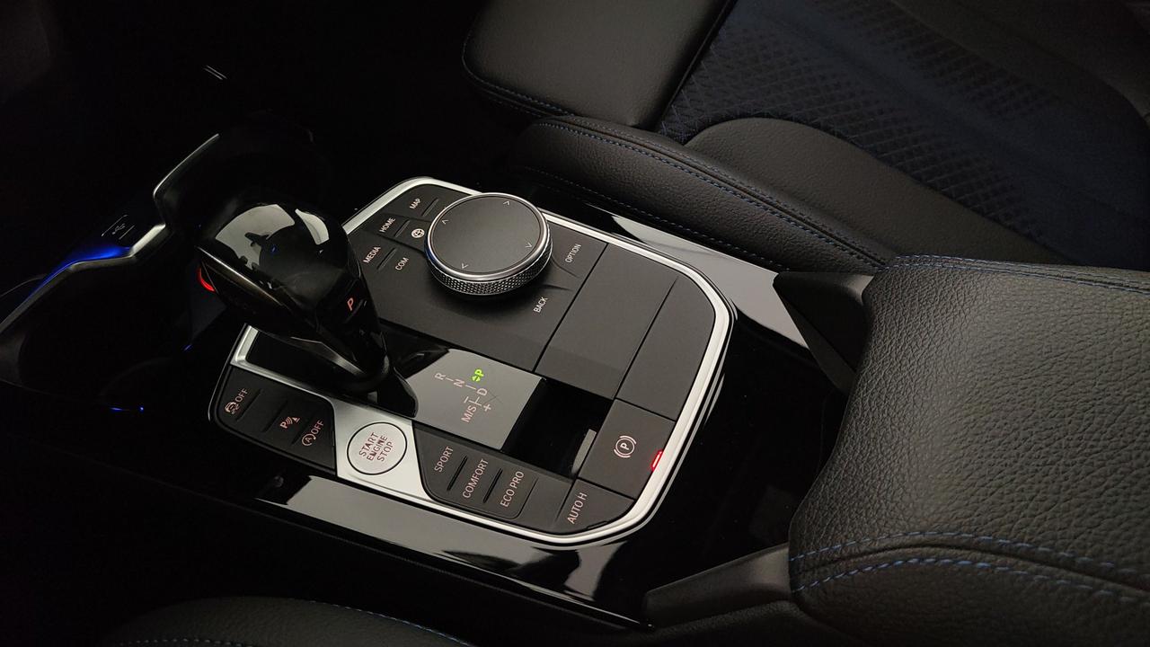 BMW Serie 1 F40 - 116d Msport auto