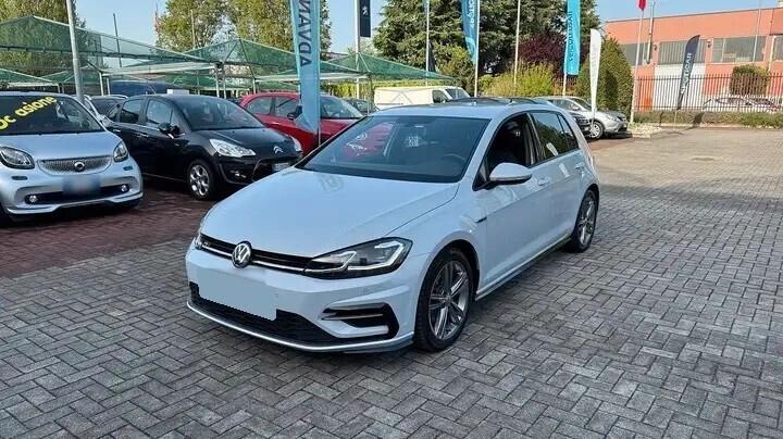 VolkswagenGolf 7ª serie 1.6 TDI 115 CV DSG-R line-Finanziabile