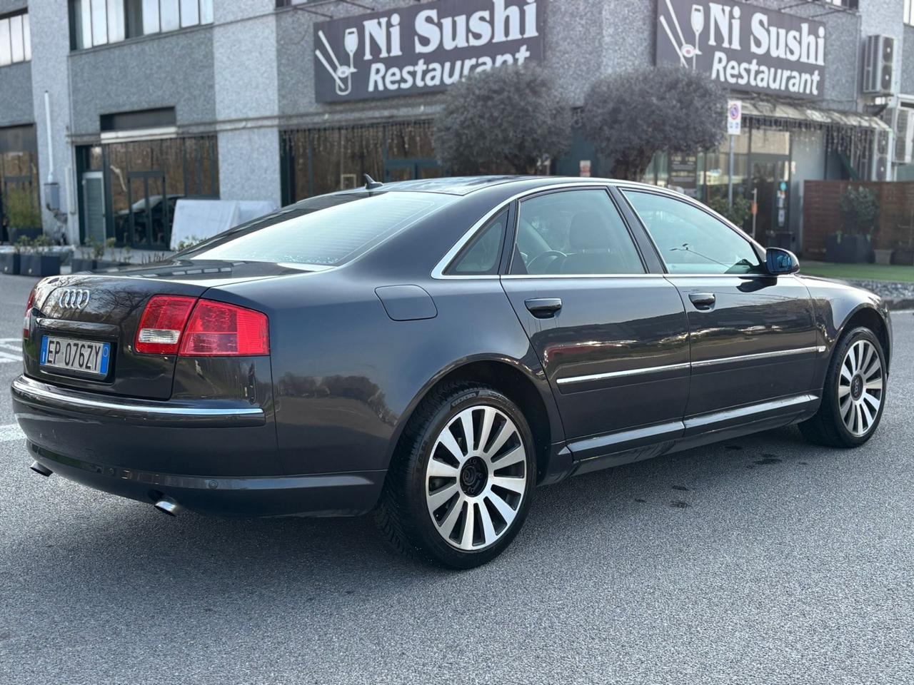 Audi A8 3.0 V6 TDI F.AP. quattro tiptronic