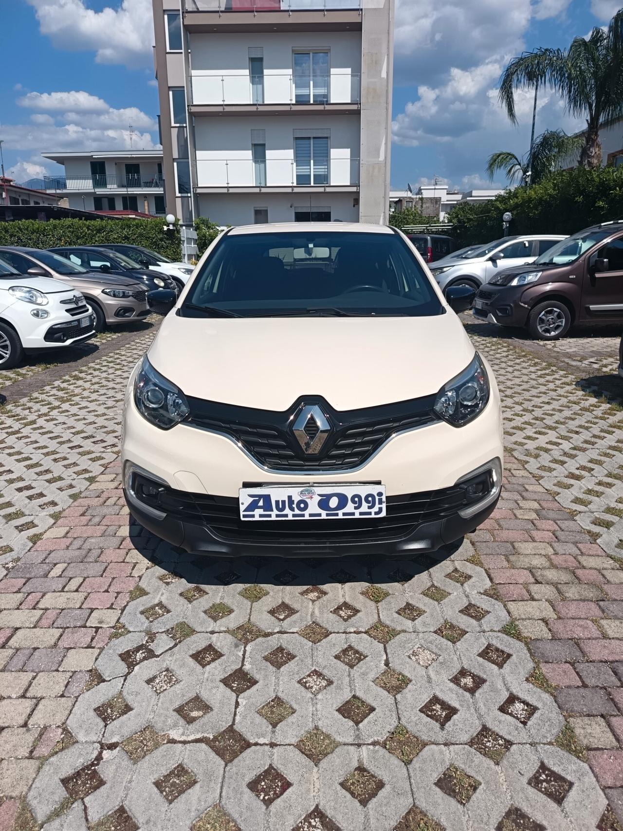 Renault Captur TCe 12V 90 CV Business