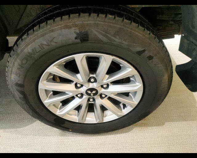 MITSUBISHI L200 d.cab 2.4d Intense 4wd 181cv auto N1