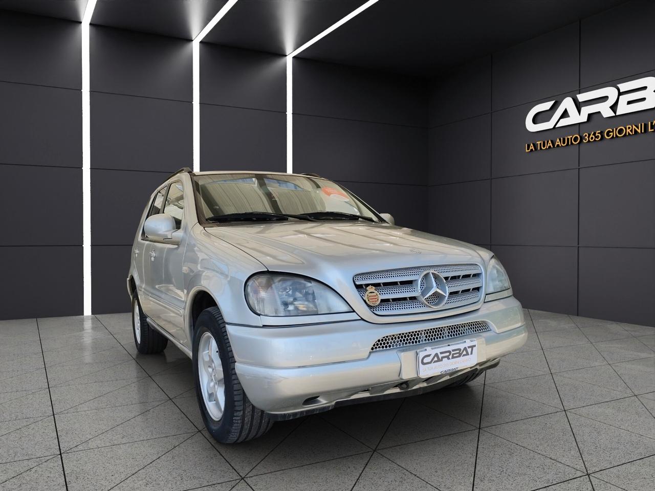 MERCEDES Classe M (W163) ML 270 turbodiesel...