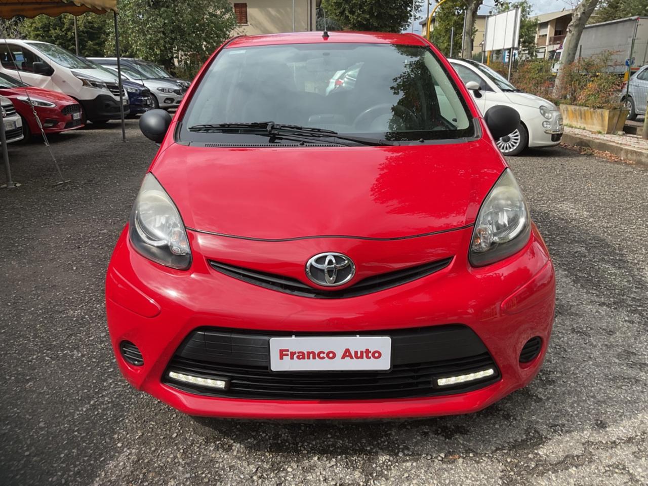 Toyota Aygo 1.0 5 porte 50kw(68CV) OK NEOPATENTATI