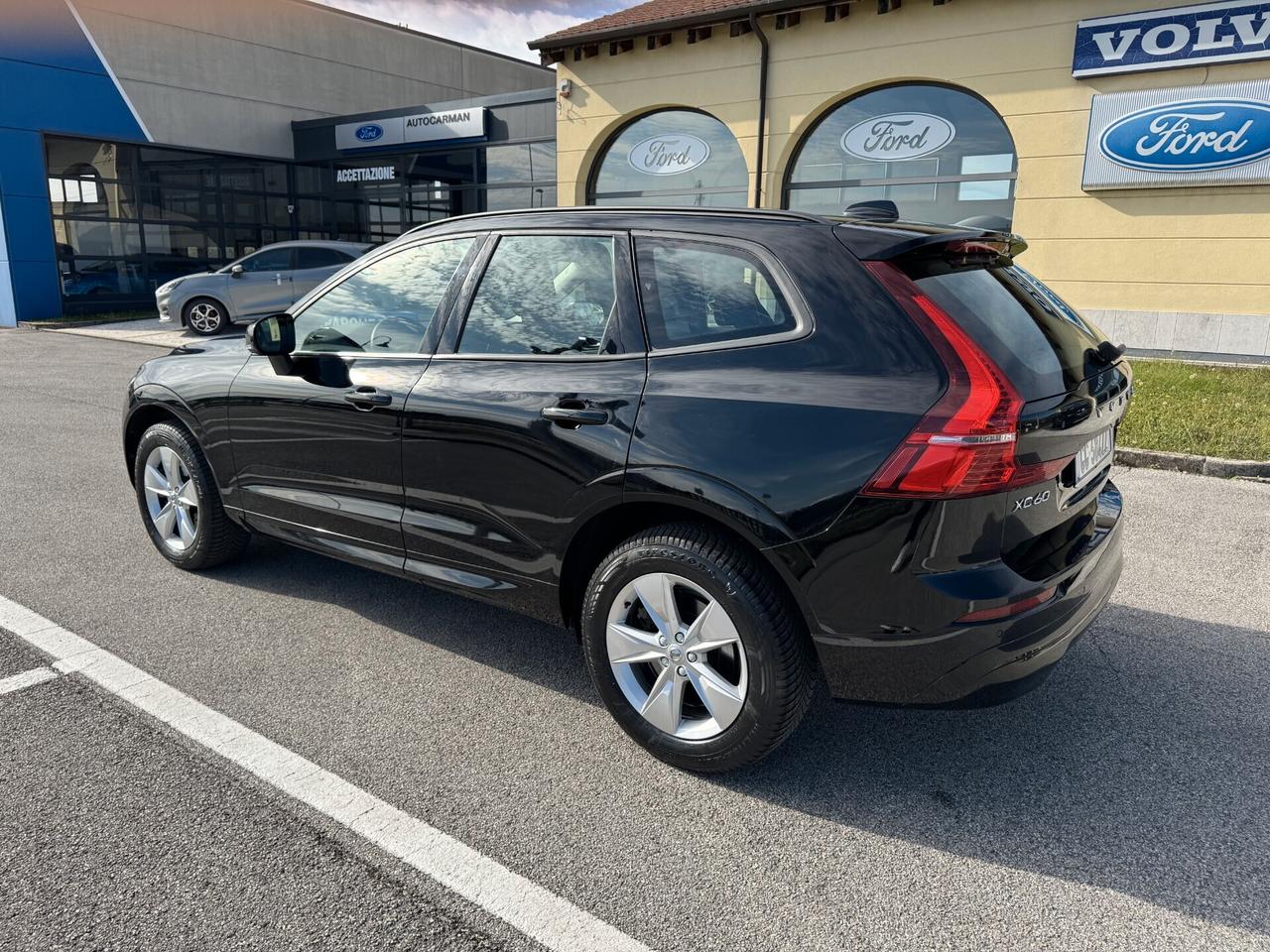 Volvo XC60 B4 AWD (Diesel/Hybrid) Business Plus