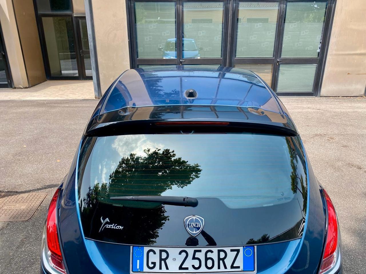 Lancia Ypsilon Hybrid Platino GARANZIA -VARIE UNITA'