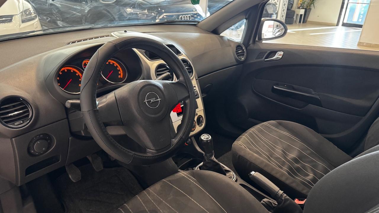 Opel Corsa 1.2 5 porte Enjoy