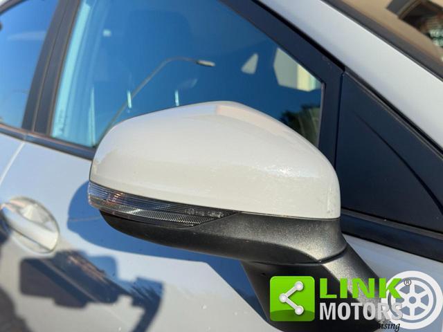 FORD Puma 1.0 EcoBoost Hybrid 125 CV Titanium X