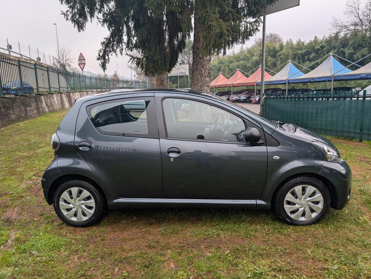 Toyota Aygo 1.0 12V VVT-i 3 porte Lounge Connect UNICO PROPR. TAGL. CERT.